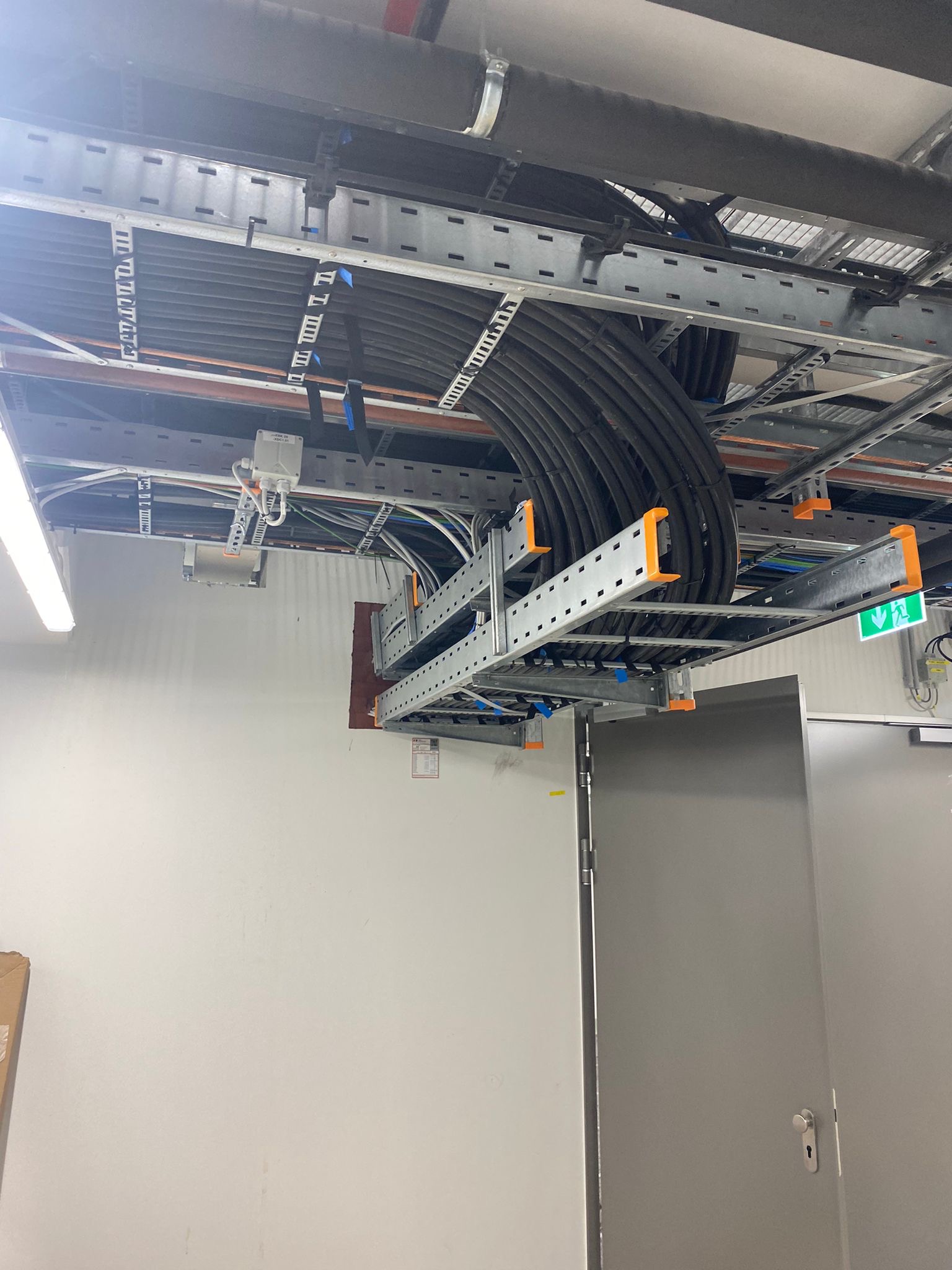 f070582c-92ee-4ea1-93ec-f4efdbab7353